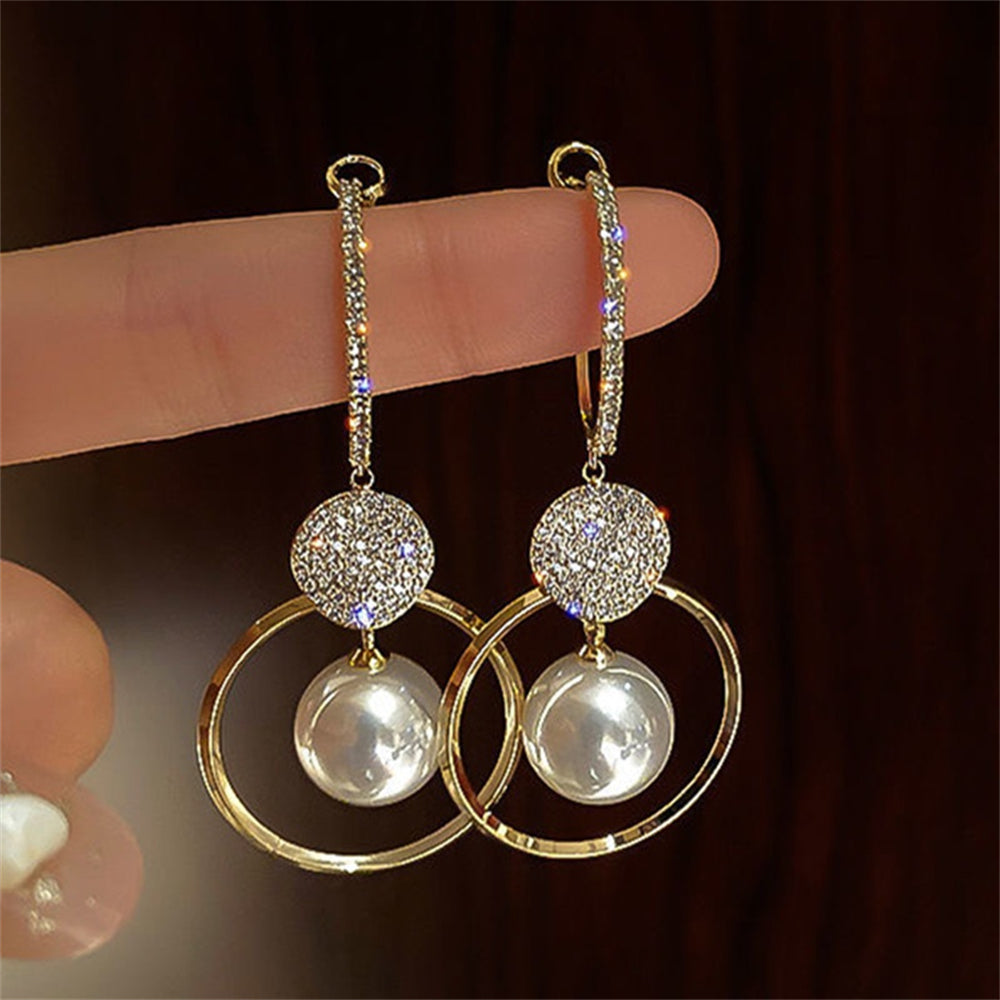 Handmade pearl dangling earrings, special edition